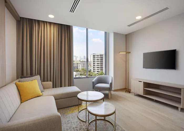 Staybridge Thonglor By Ihg